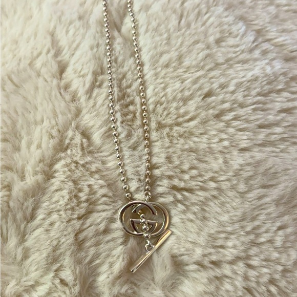 Beautiful Brand New with Tags Gucci Necklace- toggle. It's like a choker. - Picture 12 of 12